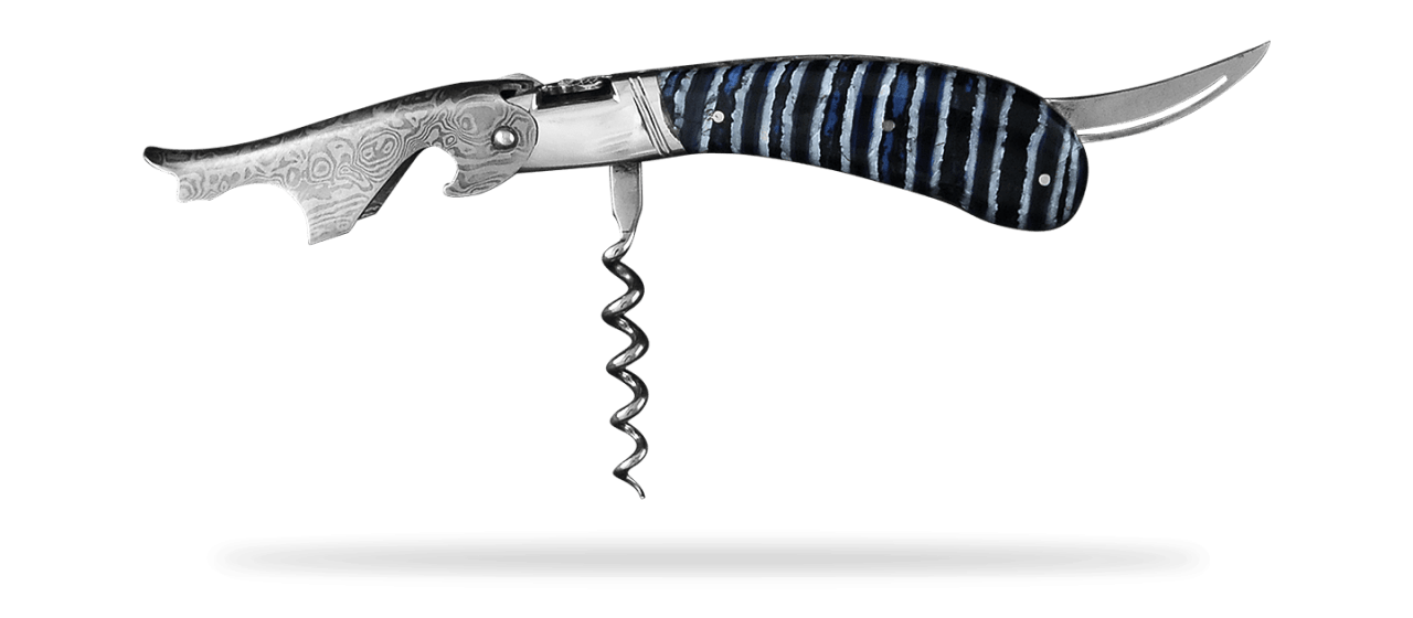 Laguiole Magnum "Guilloché" Damascus Blue molar tooth of mammoth