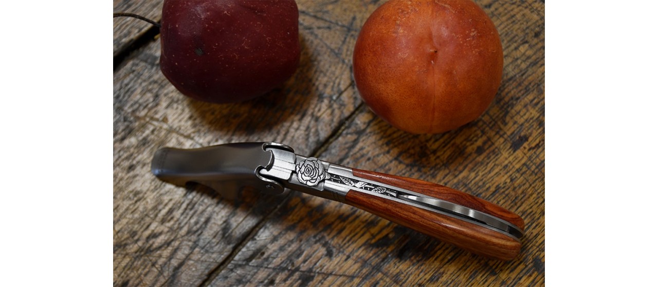 "The Romantic" Laguiole Magnum corkscrew handmade in France